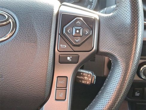 Used 2022 Toyota Tacoma SR image 21