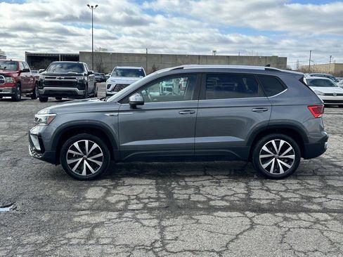 Used 2022 Volkswagen Taos SE image 7