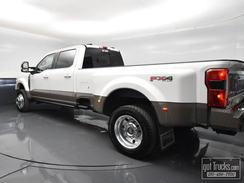 Used 2026 Ford F450 King Ranch w/ FX4 Off-Road Package AWD/4WD image 5