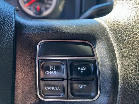 Used 2016 RAM 2500 Tradesman w/ Chrome Appearance Group image 4