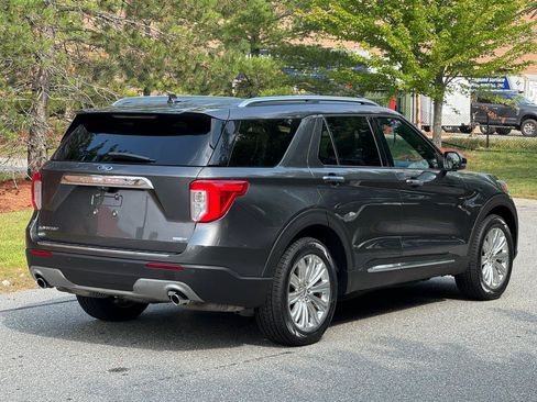 Used 2020 Ford Explorer Limited AWD/4WD image 6