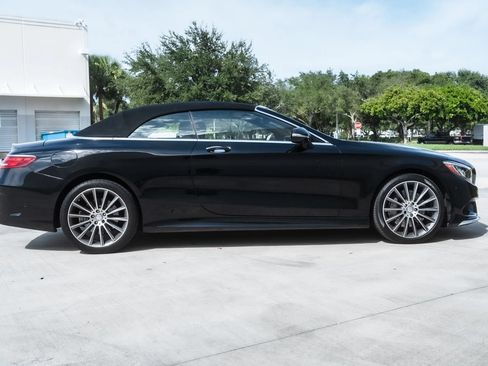 Used 2017 Mercedes-Benz S 550 Cabriolet image 5