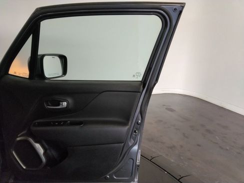 Used 2020 Jeep Renegade Limited w/ Safety and Security Group image 42