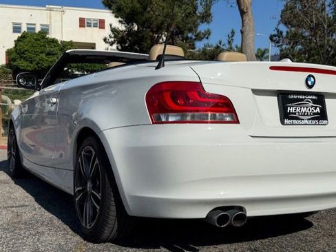 Used 2013 BMW 128i Convertible w/ Premium Pkg image 6