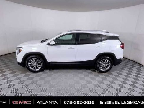 Used 2023 GMC Terrain SLT image 6