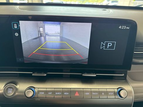 Used 2025 Hyundai Kona SEL AWD/4WD image 24