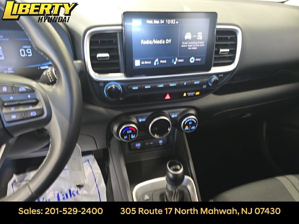 Certified 2023 Hyundai Venue SEL w/ Cargo Package FWD image 18