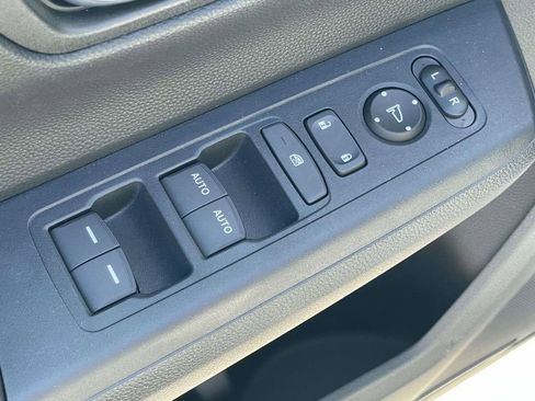 Certified 2025 Honda CR-V Sport image 17