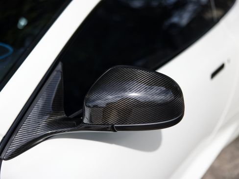 Used 2016 Aston Martin DB9 GT RWD image 7