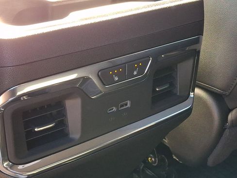 Used 2024 Chevrolet Silverado 1500 LTZ w/ LTZ Premium Package image 10