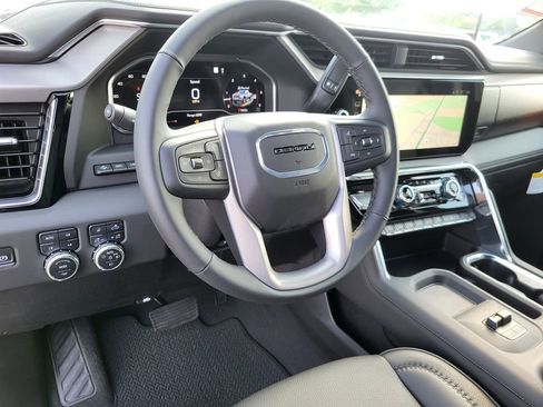 New 2025 GMC Sierra 2500 Denali w/ Denali Reserve Package image 26