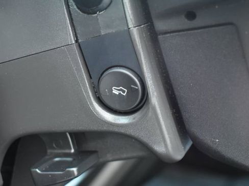 Used 2013 Ford F150 XLT w/ Luxury Equipment Group image 17