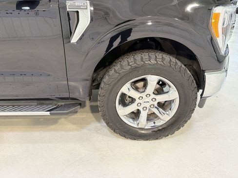 Used 2021 Ford F150 XLT w/ Equipment Group 302A High image 29