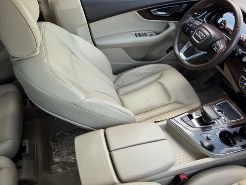 Used 2018 Audi Q7 3.0T Prestige w/ Prestige Package AWD/4WD image 37