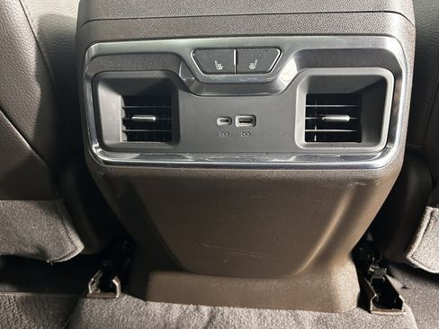 Used 2025 GMC Sierra 1500 Denali AWD/4WD image 14