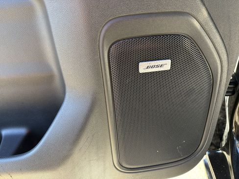 Certified 2022 Chevrolet Silverado 2500 High Country w/ Technology Package image 29