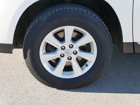 Used 2011 Toyota Highlander 2WD w/ Cold Weather Pkg image 15