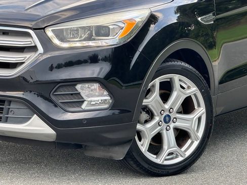 Used 2019 Ford Escape Titanium FWD image 39