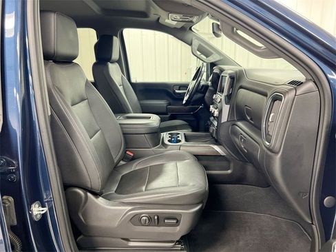 Used 2021 GMC Sierra 2500 SLT w/ SLT Premium Package image 22