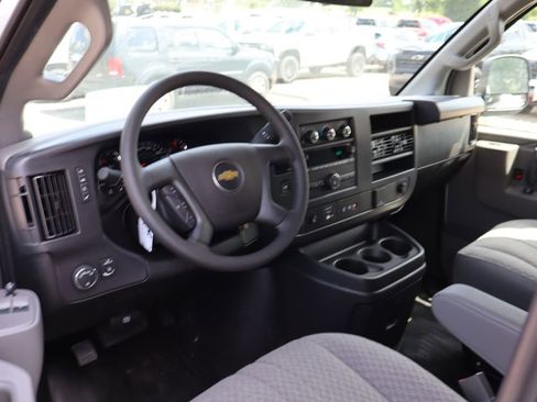 New 2025 Chevrolet Express 2500 w/ Driver Convenience Package image 10