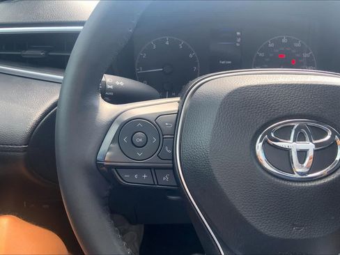Used 2024 Toyota Corolla Cross LE FWD image 24