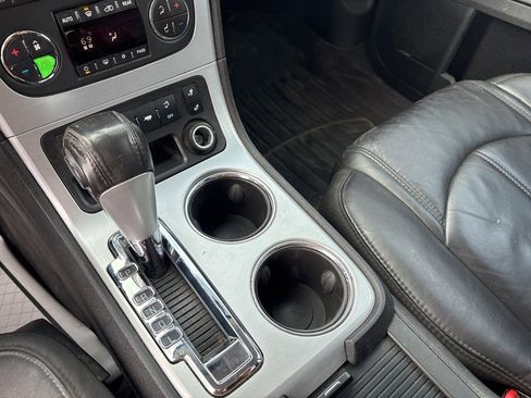 Used 2012 GMC Acadia SLT image 33