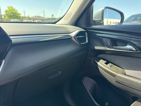 Certified 2025 Chevrolet TrailBlazer LT AWD/4WD image 17