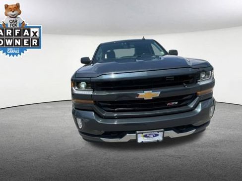 Used 2018 Chevrolet Silverado 1500 LT w/ All Star Edition AWD/4WD image 3