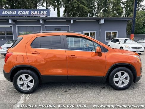 Used 2015 Chevrolet Trax LT w/ LT Plus Package FWD image 7