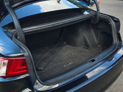 Used 2015 Lexus IS 250 RWD image 39