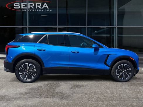 Used 2024 Chevrolet Blazer EV LT AWD/4WD image 6