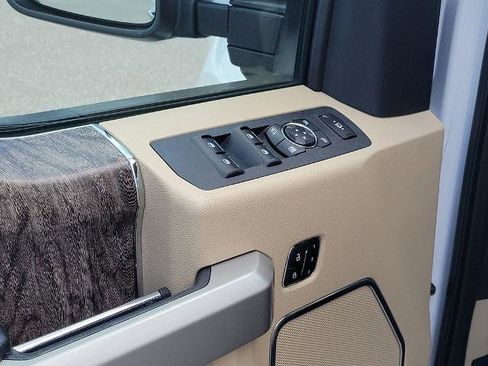 Certified 2019 Ford F350 Lariat w/ Tow Technology Bundle image 21