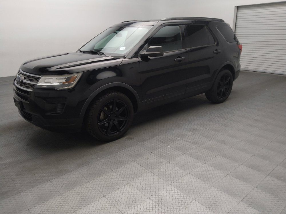 Used 2018 Ford Explorer FWD image 2