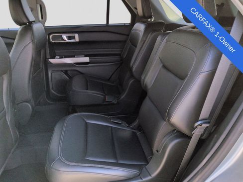 Used 2024 Ford Explorer XLT w/ Equipment Group 202A image 24