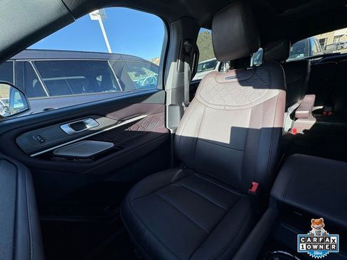 Certified 2025 Ford Explorer Platinum w/ LUX Leather Package image 22