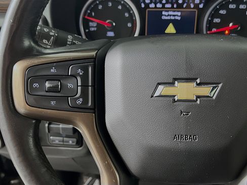 Used 2021 Chevrolet Tahoe High Country w/ Premium Package image 18