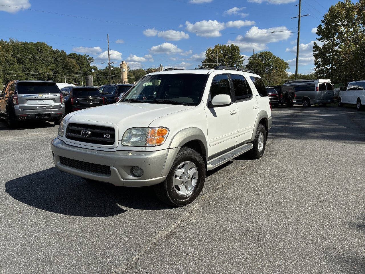 Used 2003 Toyota Sequoia SR5 w/ Preferred Pkg AWD/4WD image 2