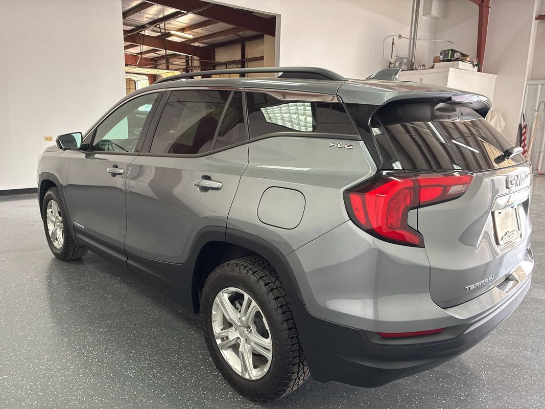 Used 2020 GMC Terrain SLE w/ Driver Convenience Package AWD/4WD image 6