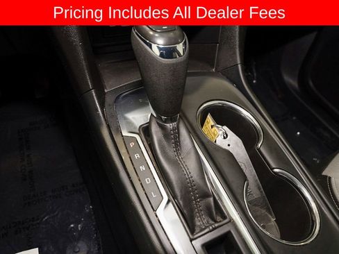 Used 2019 Chevrolet Equinox LT FWD image 15