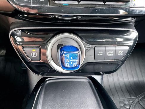 Used 2020 Toyota Prius Prime LE FWD image 34