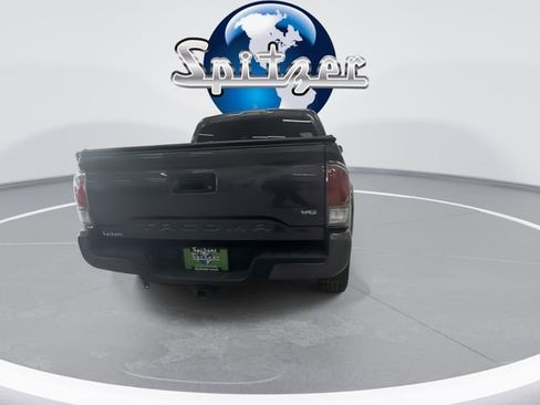 Used 2020 Toyota Tacoma TRD Sport image 8