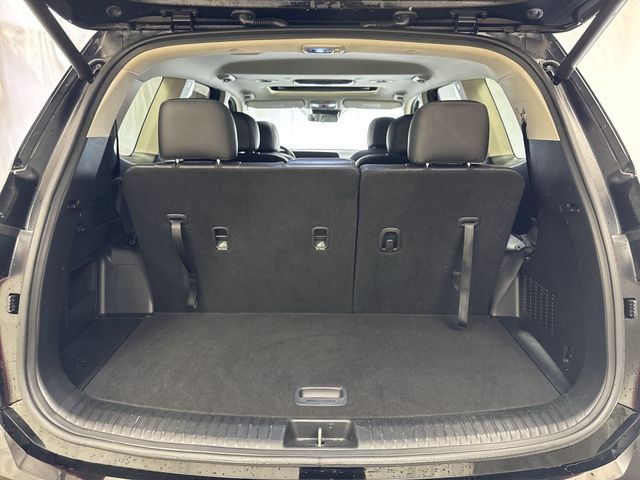 Used 2025 Kia Telluride S FWD image 26