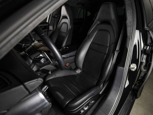 Used 2019 Porsche Panamera Turbo S image 13