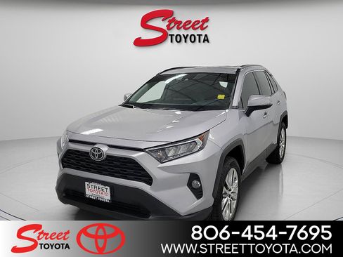 Certified 2021 Toyota RAV4 XLE Premium image 1