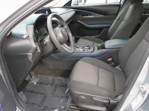 Used 2020 MAZDA CX-30 image 9