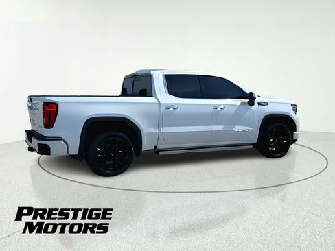 Used 2024 GMC Sierra 1500 Denali AWD/4WD image 8