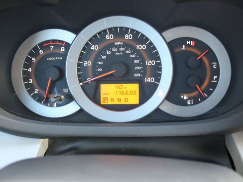 Used 2009 Toyota RAV4 2WD image 10