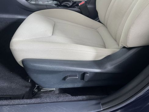 Used 2020 Subaru Impreza Premium image 12