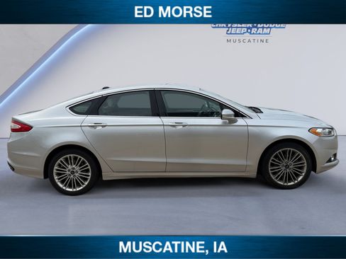 Used 2016 Ford Fusion SE w/ Equipment Group 202A FWD image 6