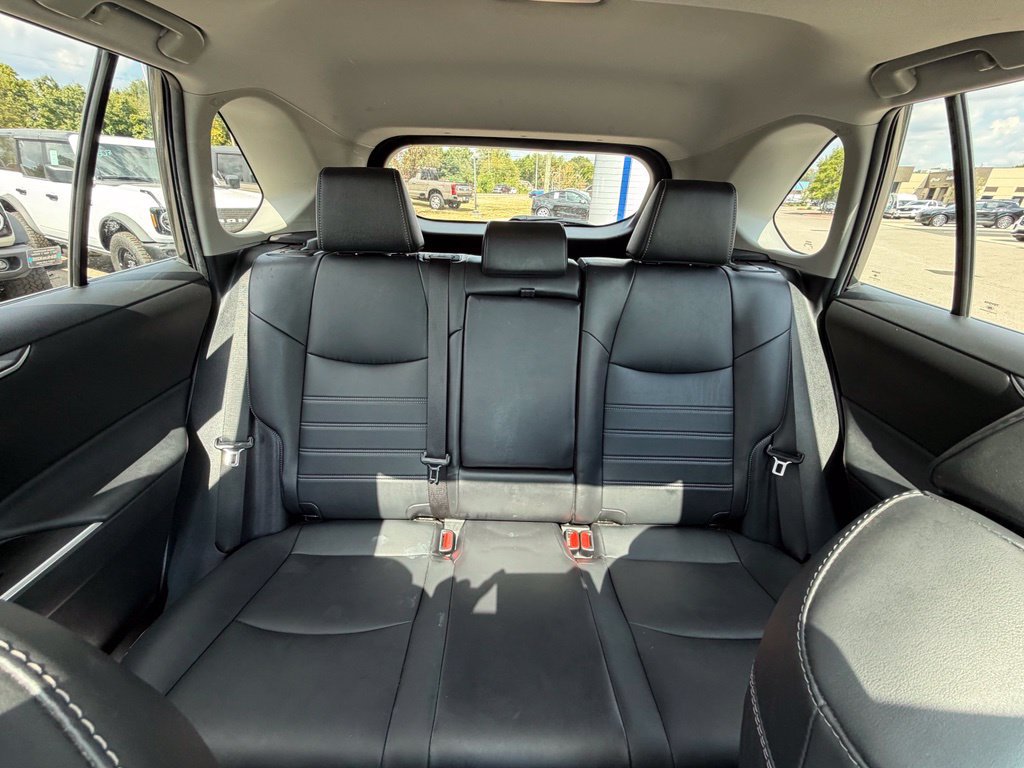Used 2023 Toyota RAV4 XLE Premium FWD image 15